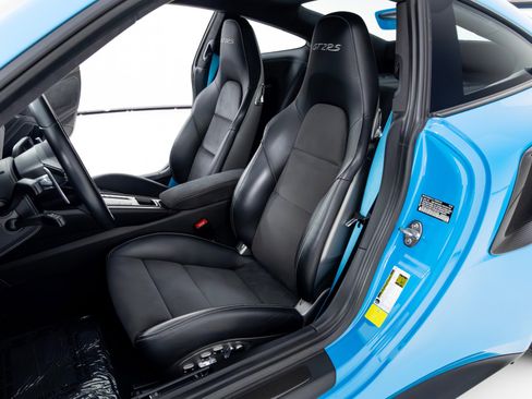 Used 2018 Porsche 911 GT2 RS image 14