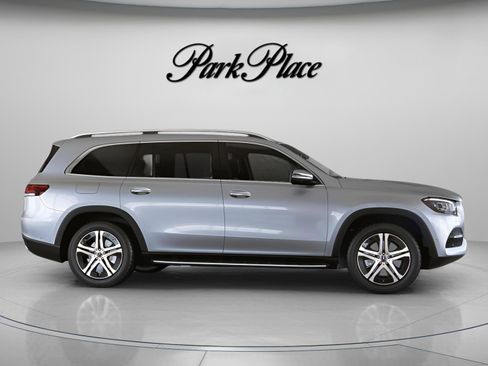 Certified 2022 Mercedes-Benz GLS 450 4MATIC image 27