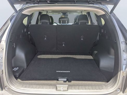Used 2023 Hyundai Tucson SEL w/ Convenience Package FWD image 12