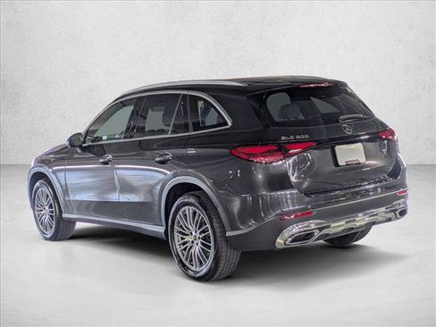 Certified 2026 Mercedes-Benz GLC 300 image 8