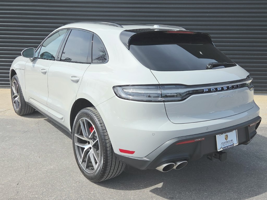 Certified 2026 Porsche Macan S AWD/4WD image 3