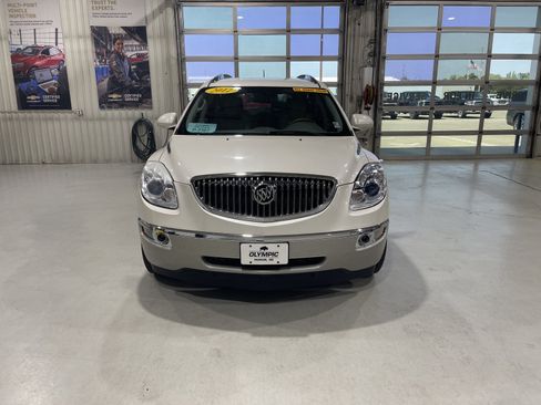 Used 2012 Buick Enclave Leather w/ Trailering Provision Package AWD/4WD image 3