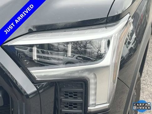 Used 2024 Toyota Tundra Limited image 6