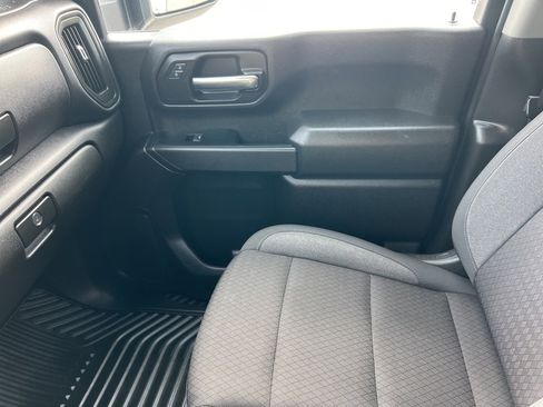 Used 2024 Chevrolet Silverado 2500 Custom w/ Custom Value Package image 23