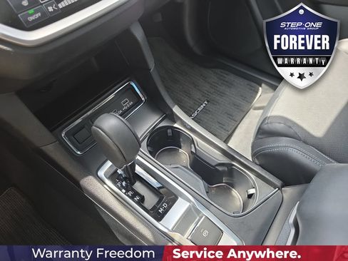 Used 2023 Subaru Ascent Limited AWD/4WD image 29