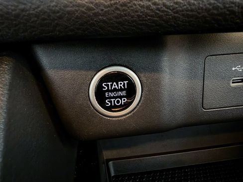 Certified 2022 Nissan Rogue SV AWD/4WD image 29
