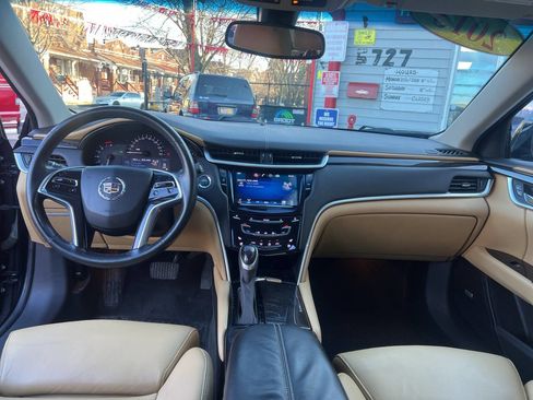 Used 2013 Cadillac XTS Luxury image 18