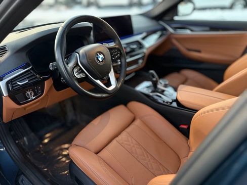 Certified 2023 BMW 530i xDrive w/ Premium Package image 13