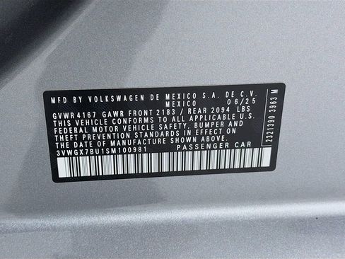 Used 2025 Volkswagen Jetta SEL image 34