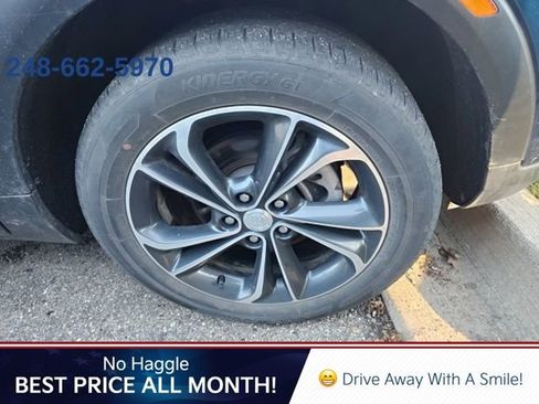 Used 2021 Buick Encore GX Select image 9