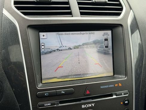 Used 2018 Ford Explorer Sport w/ Equipment Group 401A AWD/4WD image 24