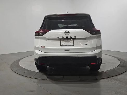 New 2026 Nissan Rogue SV AWD/4WD image 4