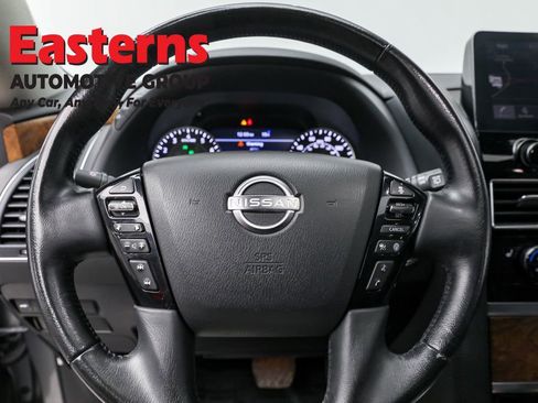 Used 2023 Nissan Armada SL w/ Captain's Chairs Package image 10