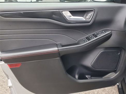 Used 2024 Ford Escape ST-Line w/ Tech Pack #1 image 10