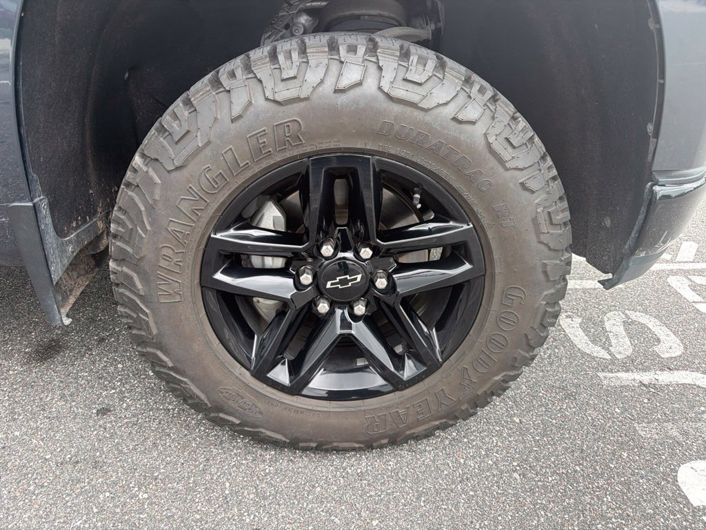 Used 2021 Chevrolet Silverado 1500 LT Trail Boss w/ Convenience Package II AWD/4WD image 12