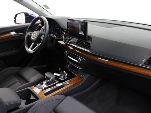 Used 2023 Audi Q5 2.0T Premium Plus w/ Premium Plus Package AWD/4WD image 26