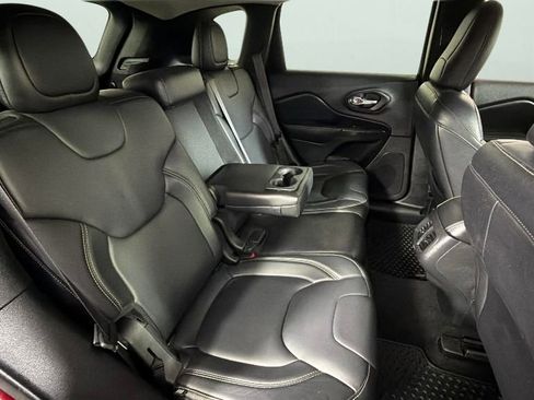 Used 2014 Jeep Cherokee Limited FWD image 28