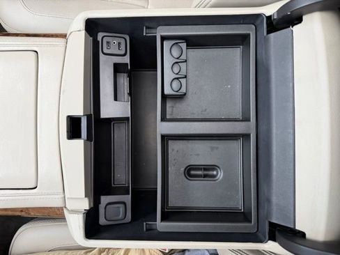 Used 2016 GMC Yukon Denali w/ Open Road Package image 24