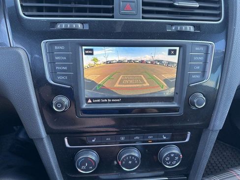 Used 2017 Volkswagen GTI S image 9