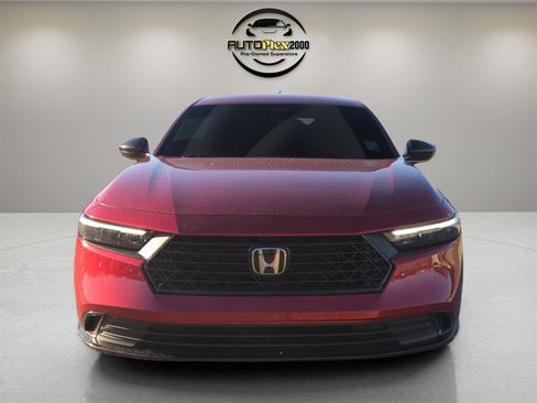 Used 2023 Honda Accord Sport image 2