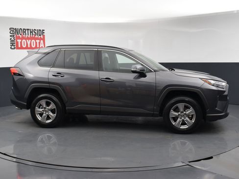 Used 2025 Toyota RAV4 XLE FWD image 5