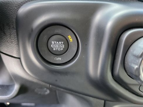 Used 2021 Jeep Wrangler Unlimited Sahara image 26