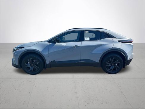 New 2026 Toyota C-HR AWD/4WD image 10