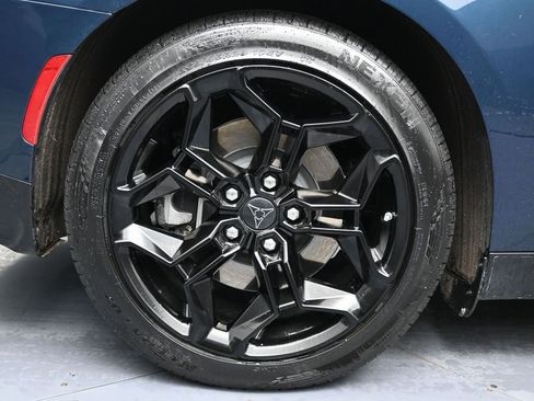 Used 2025 Dodge Charger R/T w/ Sun & Sound Package image 13