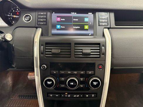 Used 2018 Land Rover Discovery Sport SE AWD/4WD image 27