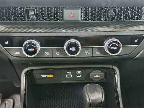 Used 2025 Honda CR-V EX image 23