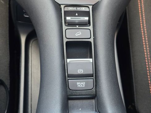 Certified 2024 Honda HR-V Sport image 33