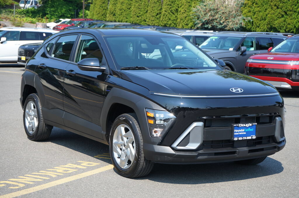 Certified 2026 Hyundai Kona SE AWD/4WD image 3
