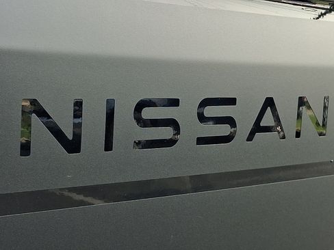Certified 2024 Nissan Frontier SV w/ Hardbody Edition AWD/4WD image 31