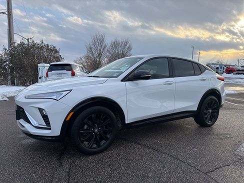 Used 2024 Buick Envista Sport Touring w/ Convenience I Package image 5