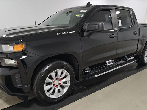 Used 2019 Chevrolet Silverado 1500 Custom w/ Custom Value Package RWD image 1