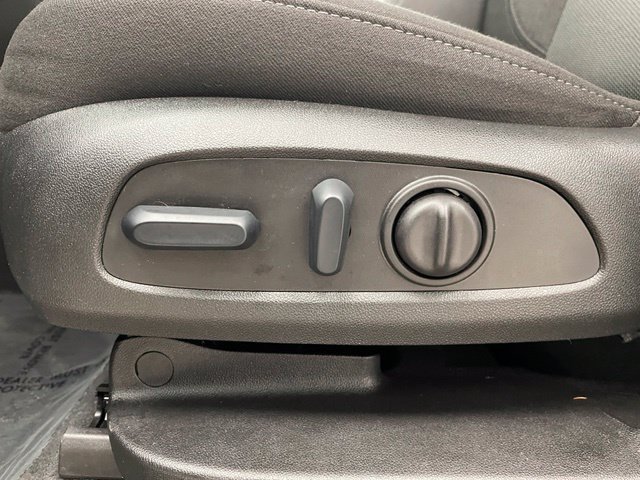 Certified 2023 Chevrolet Traverse LT AWD/4WD image 17