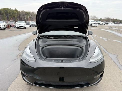 Used 2024 Tesla Model Y Long Range image 62