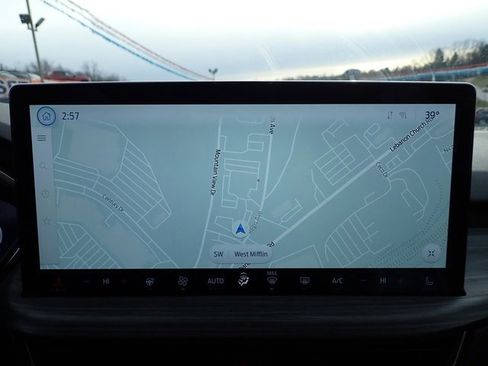 Used 2025 Ford Escape Platinum w/ Premium Technology Package image 26