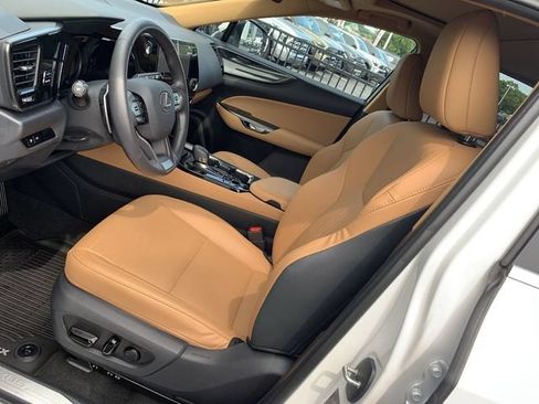 Used 2025 Lexus NX 350 AWD w/ Accessory Package (2T) image 18