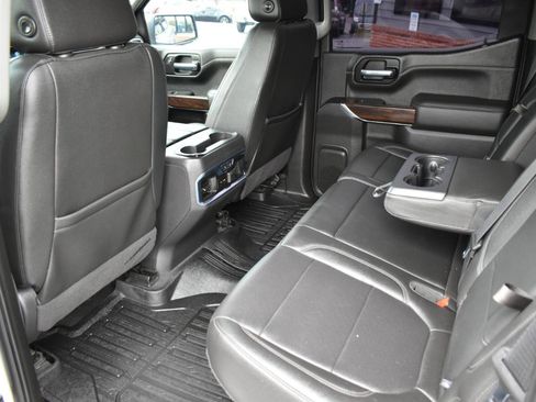 Used 2021 GMC Sierra 1500 SLT image 24