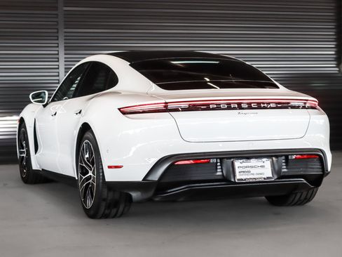 Certified 2024 Porsche Taycan image 3