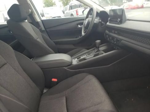 Used 2024 Honda Accord LX image 18