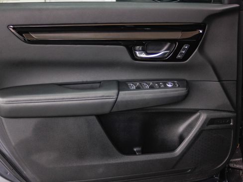 Used 2025 Honda CR-V EX-L image 24