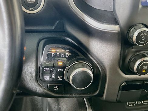 Used 2023 RAM 1500 Big Horn AWD/4WD image 16