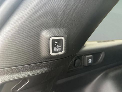 Used 2022 Jeep Grand Cherokee Altitude image 14