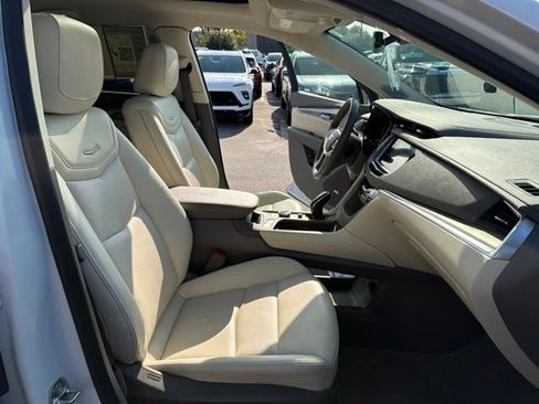 Used 2025 Cadillac XT5 Premium Luxury AWD/4WD image 25