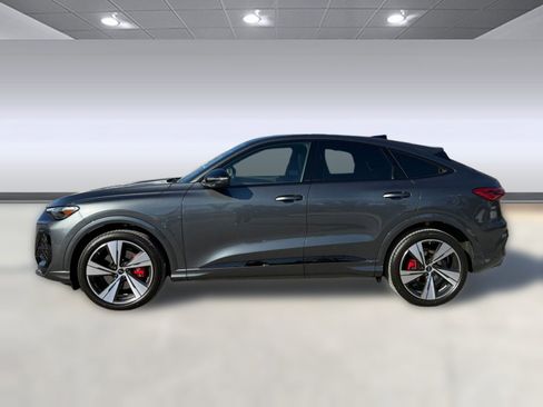 New 2025 Audi SQ5 Premium Plus image 2
