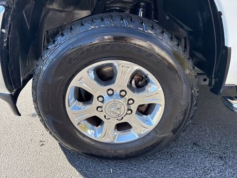 Used 2024 RAM 2500 Big Horn image 10