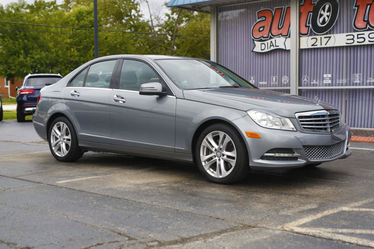 Used 2014 Mercedes-Benz C 300 4MATIC Sedan image 21