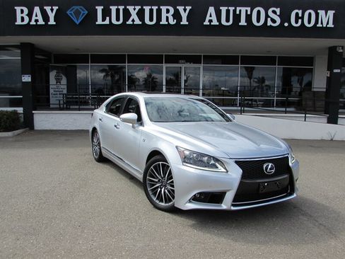 Used 2013 Lexus LS 460 AWD w/ F-Sport Pkg image 1
